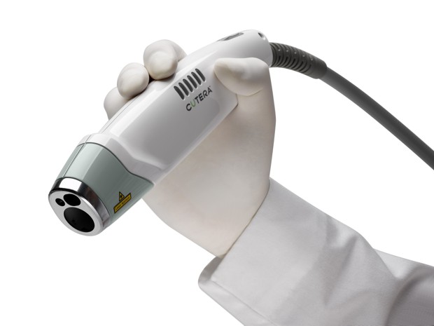 Toestel voor de behandeling van de Laser Genesis huid therapie